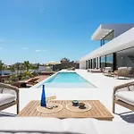 White Lava By Aura Collection Villa *